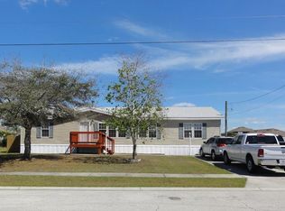 3217 Silver Lake Ct, Kissimmee, FL 34744