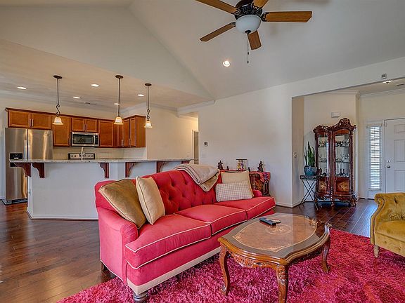 4th image of 2900 Mystique Ct