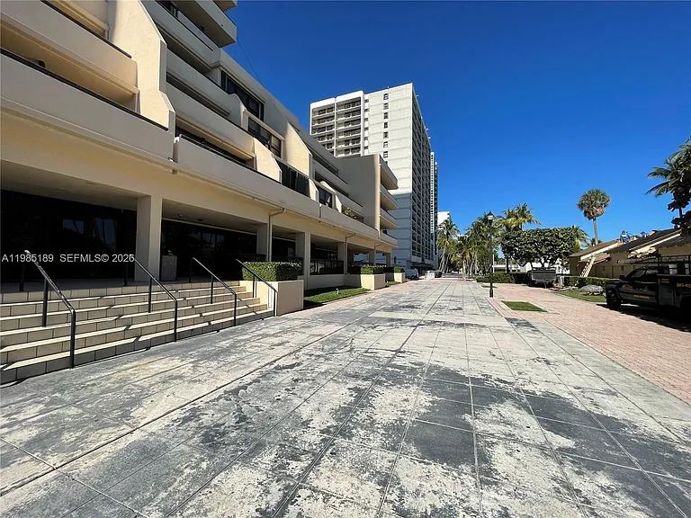2555 Collins Ave #2002 — Photo 50