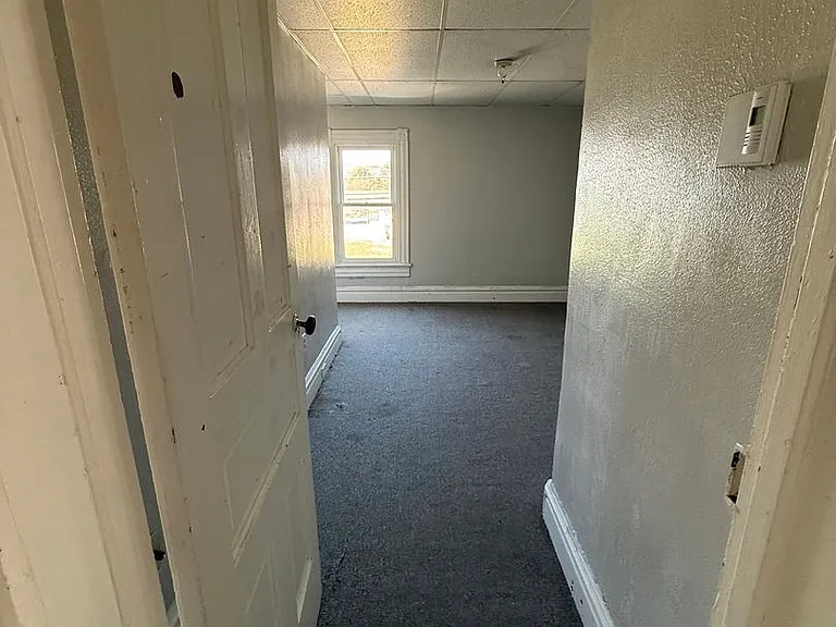 1001 Caldwell Ave — Photo 6