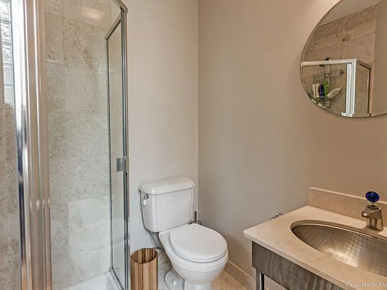 1006 N Wood St #2 — Photo 9