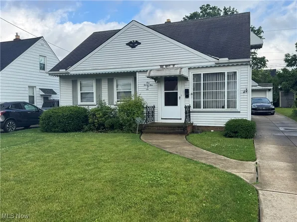 12906 Woodward Blvd, Garfield Heights, OH 44125