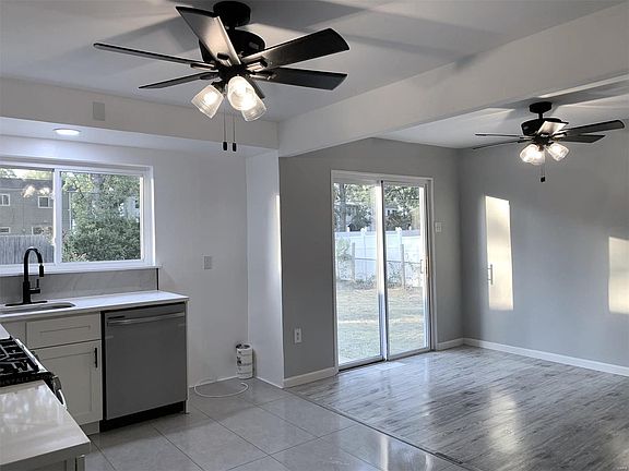 5th image of 12469 Glengate Dr