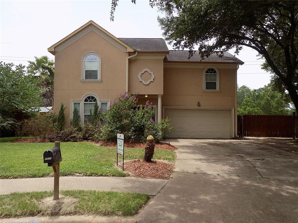 1st image of 9831 Thistle Trail Dr