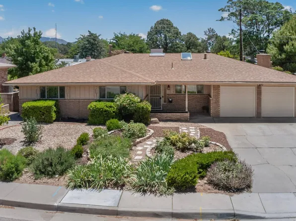 8222 Connecticut St NE, Albuquerque, NM 87110