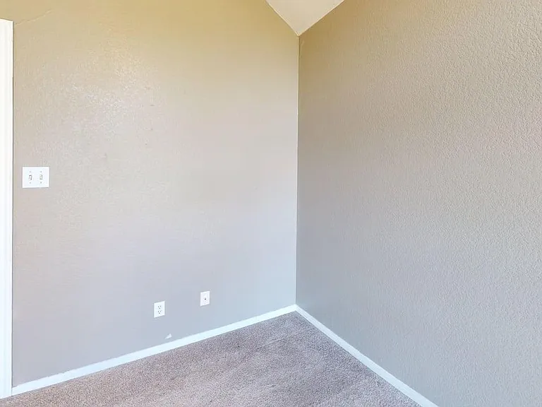 4205 Bluestem Ln — Photo 20