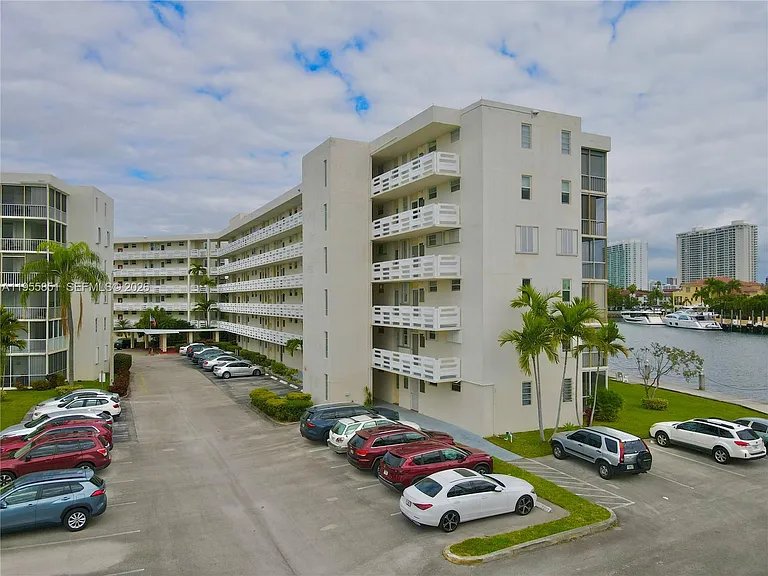 3030 Marcos Dr #T409 — Photo 44