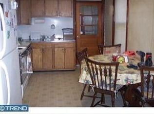 347 Linden St, Reading, PA 19604