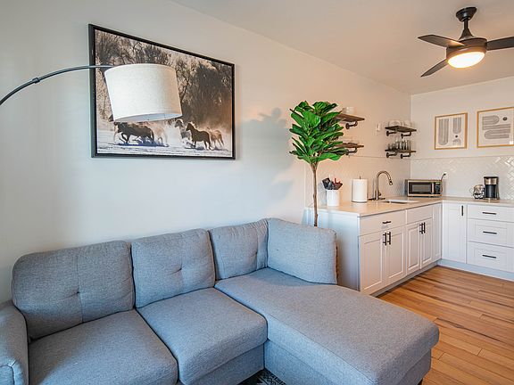 4th image of 8133 W Heatherbrae Dr