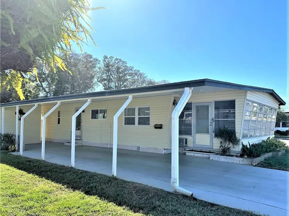 94 Pindo Palm St E, Largo, FL 33770