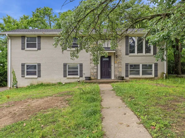 2615 Edge O Lake Dr, Nashville, TN 37217