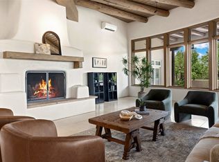 19 Falling Star Cir, Santa Fe, NM 87506