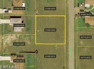 928 SE 6th Ct, Cape Coral, FL 33990