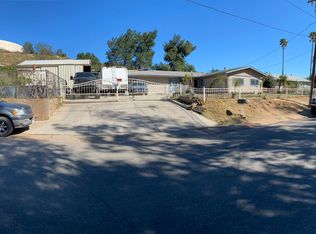 5484 Cedar St, Riverside, CA 92509