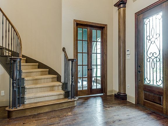 4th image of 6805 Rainwood Dr