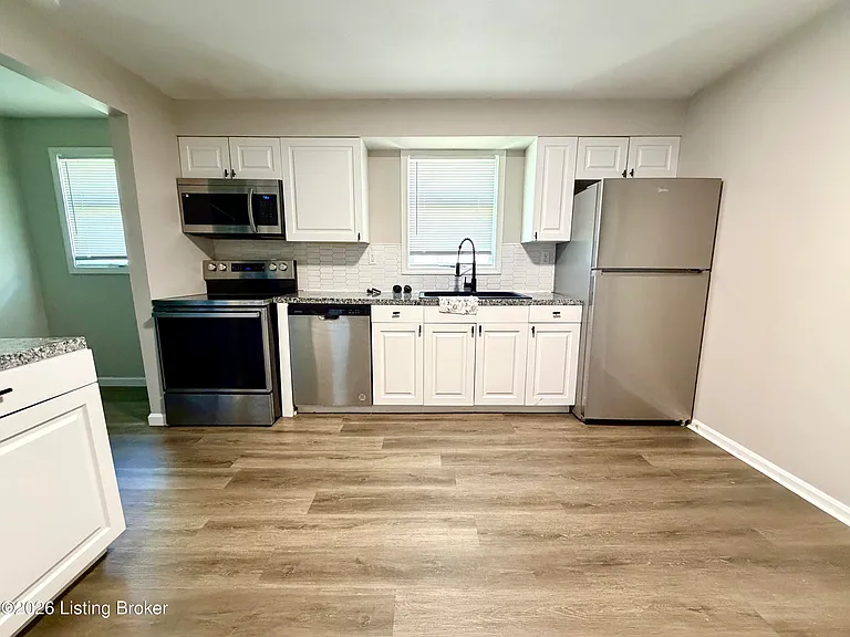 5303 Hosta Ln — Photo 4