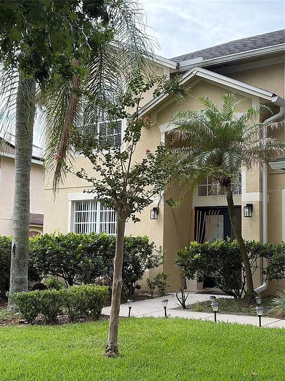 4 bed, 3.0 bath, 2677 sqft, $4,200 — Photo 3