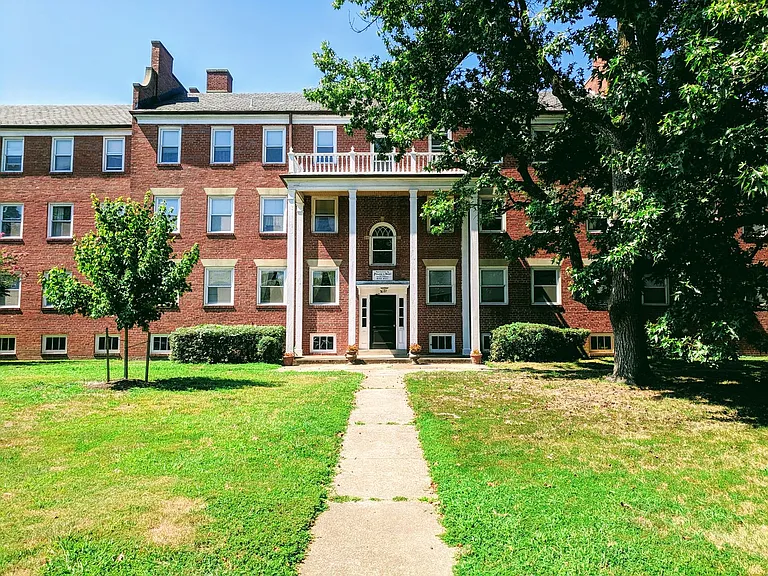 2607 Park Ave — Photo 3