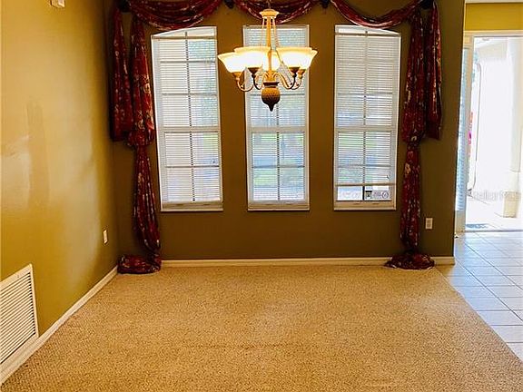 4th image of 1442 Bent Oaks Blvd