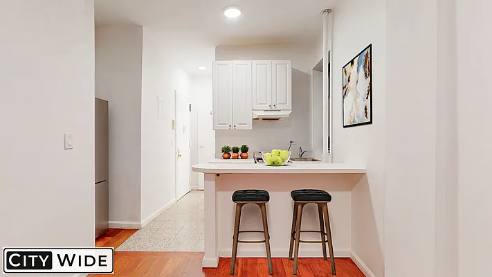 Rented by City Wide Apartments | media 5