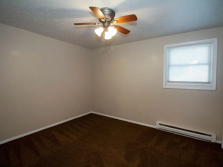 1500 Hancock Dr — Photo 13