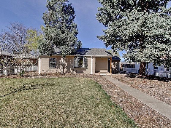 3rd image of 535 S Canosa Ct