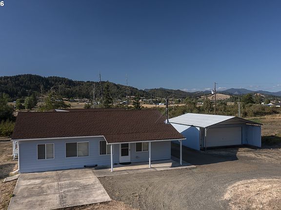 2nd image of 582 Valley View Rd