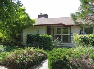 2490 Kincaid St, Eugene, OR 97405