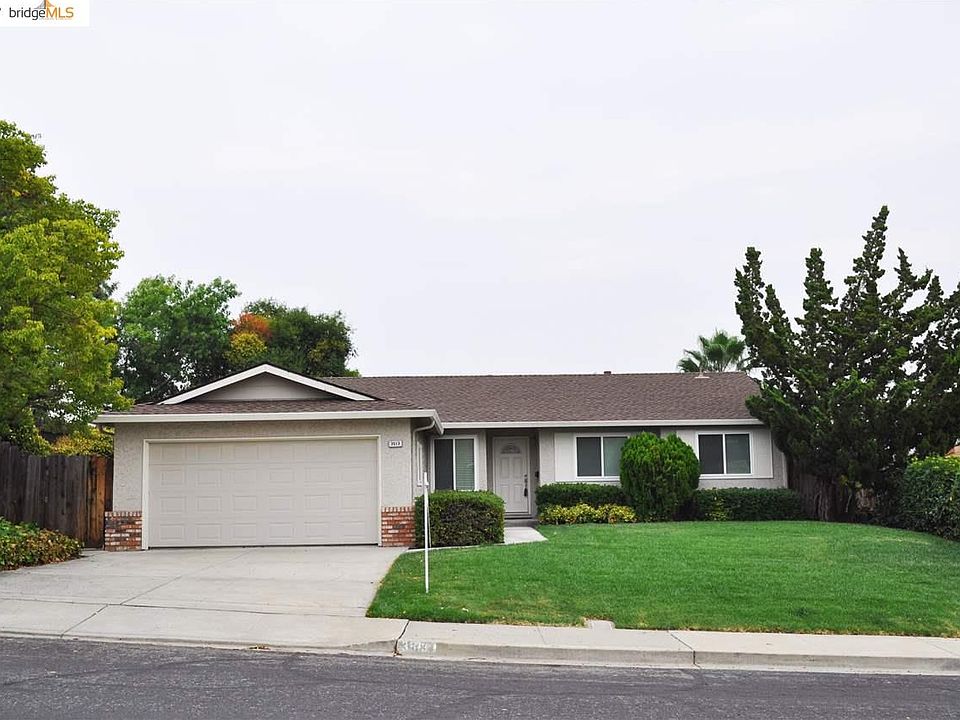 1st image of 3513 Briarwood Ct