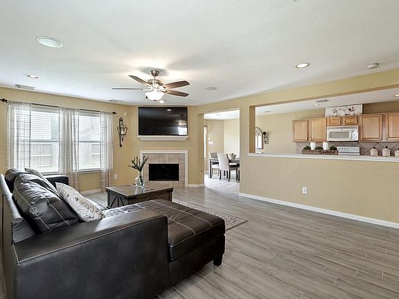 3rd image of 18022 Rexine Ln