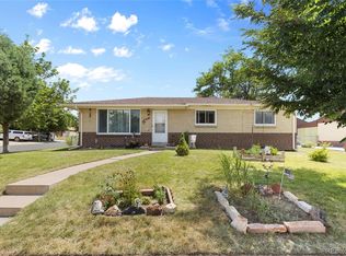 9830 5th Ave, Aurora, CO 80010