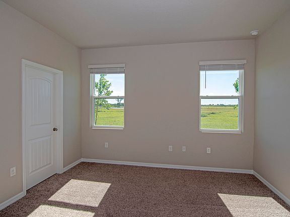 5th image of 5511 N Entertainment Way