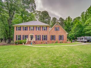 200 Roxboro Ct, Fayetteville, GA 30215