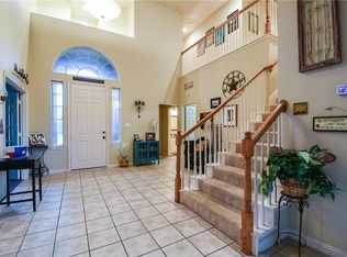 8017 Edenmore Ln, Rowlett, TX 75089