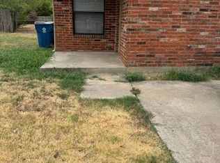 128 Barrett Pl, Edmond, OK 73003