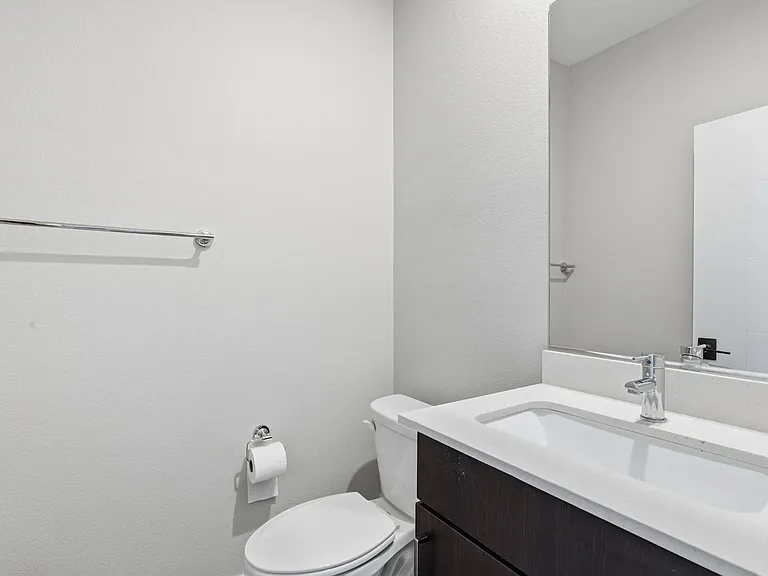 9858 Laurel Tree St — Photo 15