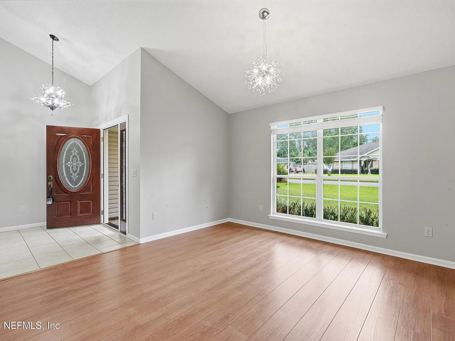 4 bed, 2.0 bath, 2192 sqft, $2,695 — Photo 4