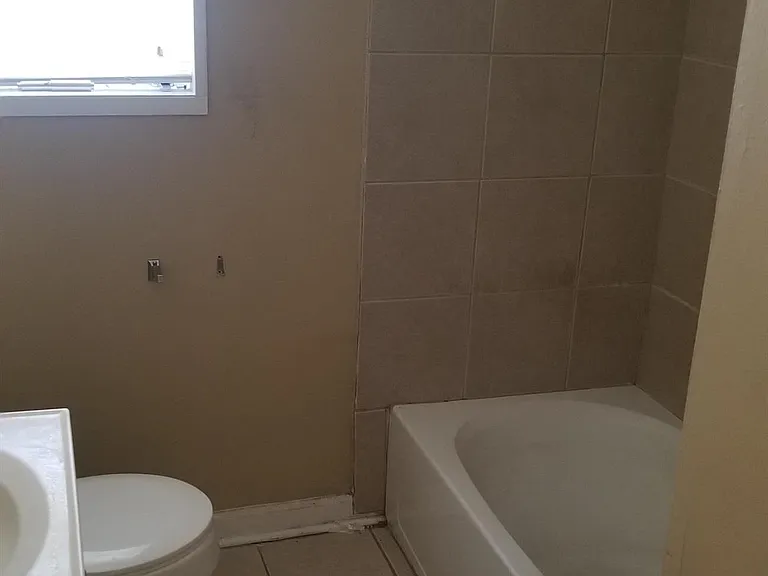 134C Garland Ter — Photo 3