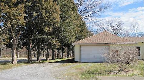 Single Attached Garage