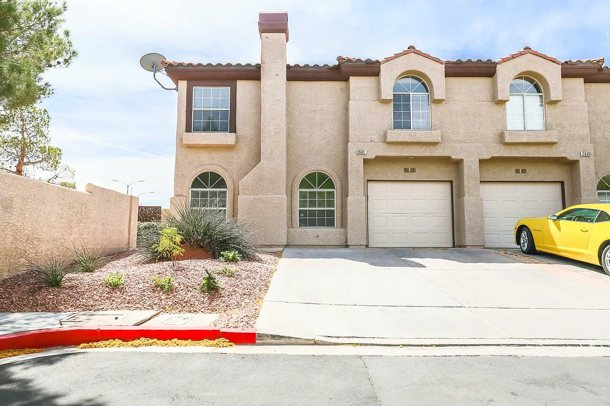 Building Photo - 2601 Autumn Blaze Ave