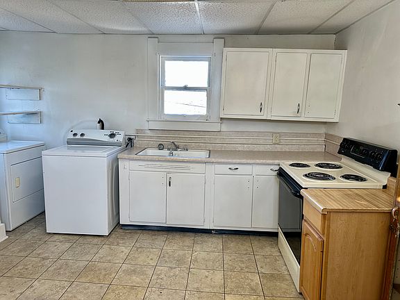 4th image of 1116 1/2 S A St #2