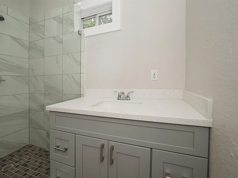 9305 Kentshire Dr — Photo 23
