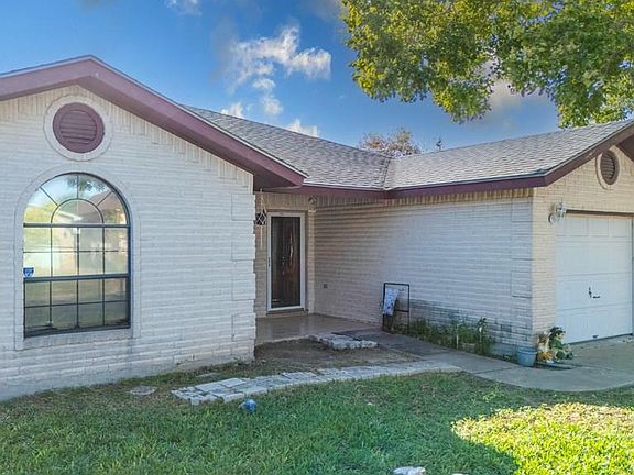 2nd image of 656 Saint Thomas Dr