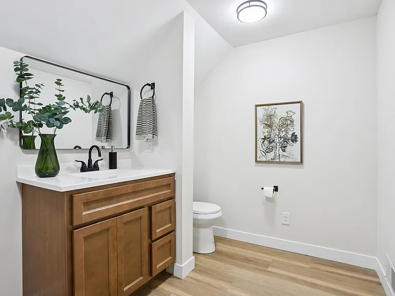 1357 S Lake Sherwood Dr — Photo 20