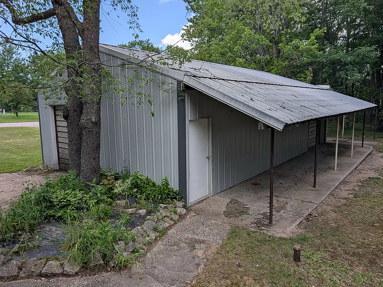 2226 Timber Trl NE — Photo 6