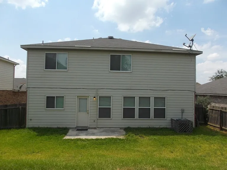 246 Blue Juniper — Photo 10