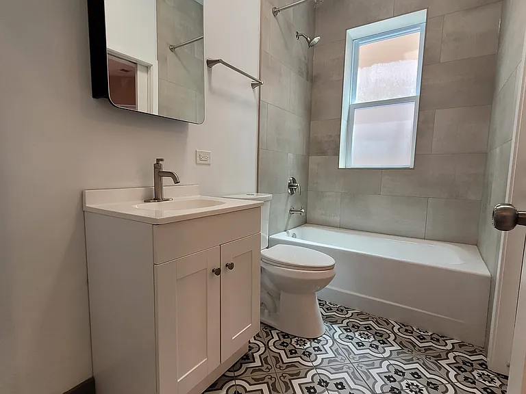 4739 N Albany Ave #1 — Photo 7