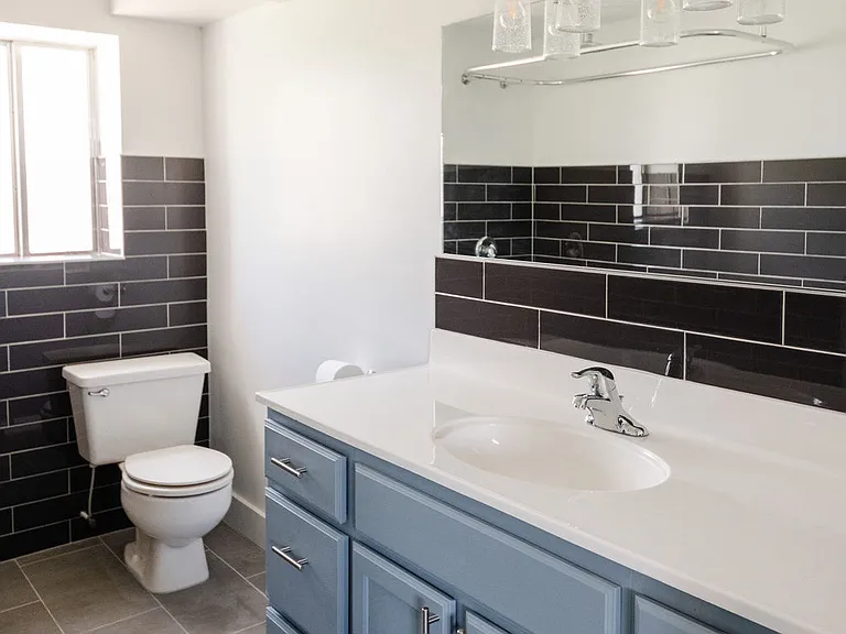 1149 W 2200 N — Photo 17