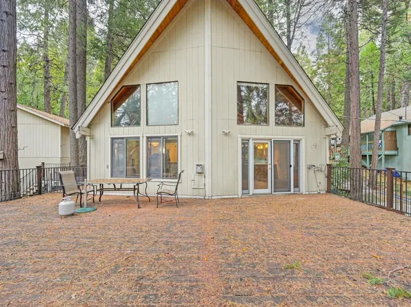 6550 Onyx Trl, Pollock Pines, CA 95726