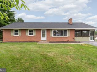 10602 Oaktree Cir, Williamsport, MD 21795